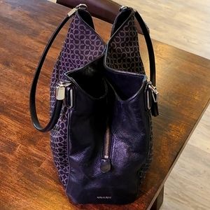 Coach bag/blackCOACH Op Art Needlepoint Phoebe Hob